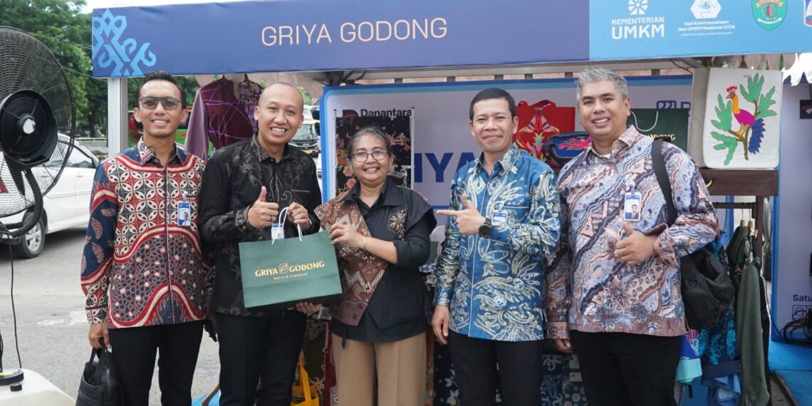 Perkuat Fondasi Ekonomi Kaltim, BRI Balikpapan Sudirman Sokong Perlindungan 1.000 Usaha Mikro