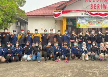 Bantu Satgas Karhutla, Pemuda Murung Raya Turun ke Pasar Edukasi Bahaya Asap